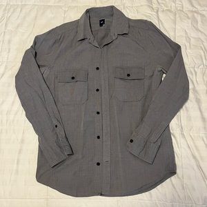 Gap long sleeve causal button up gray medium shirt